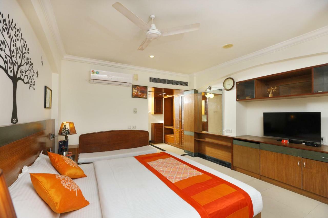 Oyo 1081 Hotel Sindhu International Τιρουπάτι Εξωτερικό φωτογραφία
