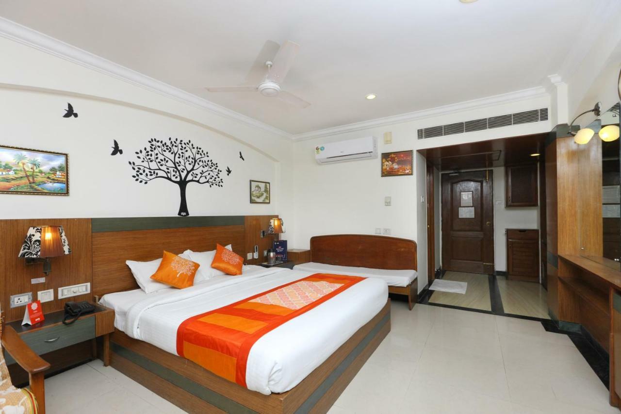 Oyo 1081 Hotel Sindhu International Τιρουπάτι Εξωτερικό φωτογραφία